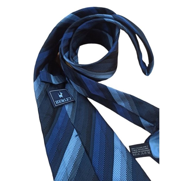 HEMLEY Blue Striped Silk Tie GERMANY 60"/ 4" EC - Picture 9 of 9